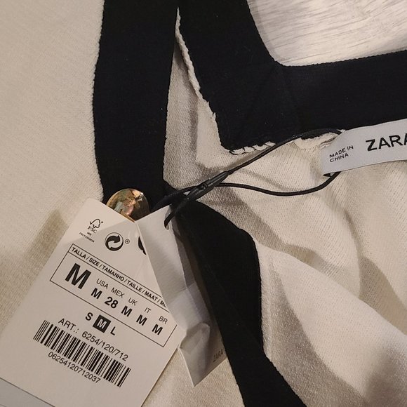 New Zara sleeveless knit top with gold buttons black and white size M - Picture 3 of 5